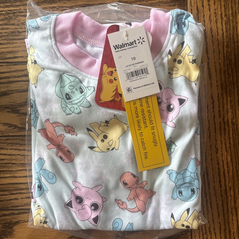NWT Girls Pokemon Pajamas Set Long Sleeve Shirt Pants size 10 Kids 