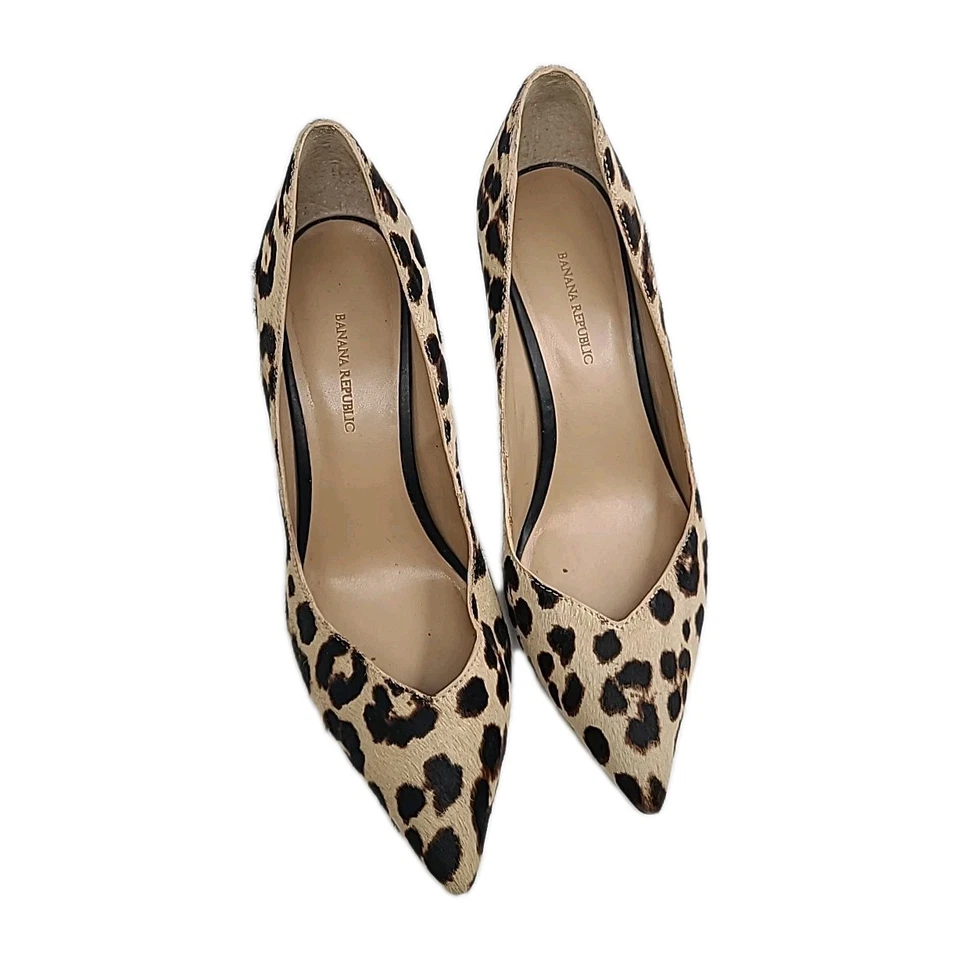 Zapatos de salón de pelo de becerro birmano con estampado de leopardo Banana Republic para mujer talla 9,5 Foto 4 de 4