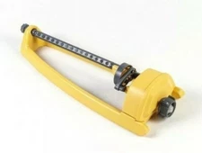Lot 3- Expert Gardener 2,600 sq. ft. Oscillating Sprinklers Yellow