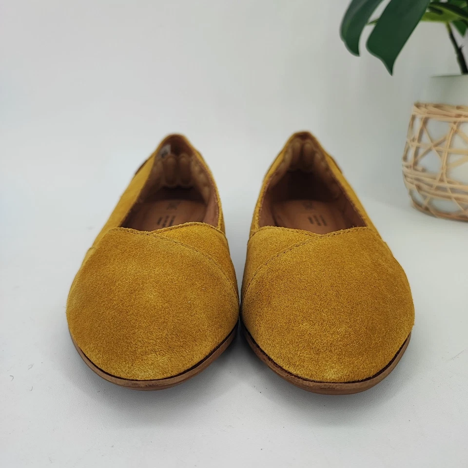 Toms Women's Julie Yellow Suede Flat Shoes Size 8 - Image 2 of 4