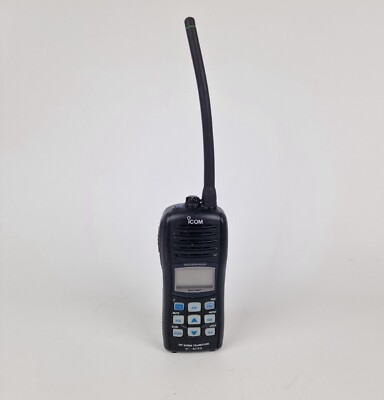 ICOM IC-M33 Marine VHF Radio TRANSCEIVER Waterproof BUOYANT
