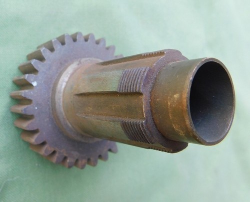 NOS TRIUMPH MOTORCYCLE GEARBOX WIDE RATIO 28T MAINSHAFT WR HIGH GEAR 650 T1912