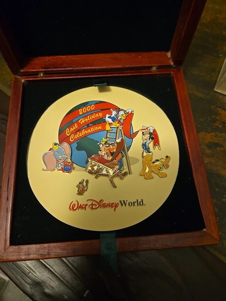 Christmas 2000 Contemporary Disney Sets (1968-Now) for sale | eBay