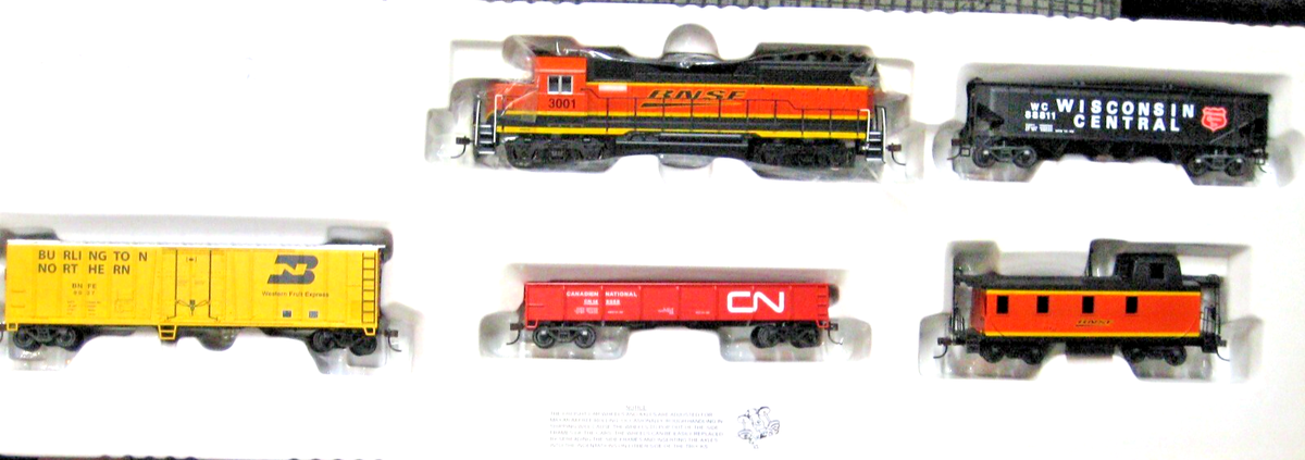 HO BACHMANN RAIL CHIEF TRAIN SET BNSF LOCO & 4 CARS *NO ORIGINAL
