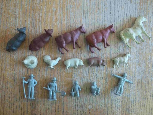 1950'sMARX  Farm Playset set of 5 Farmers & 10 Animals