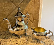 FB Roger’s Silverplate Teapot & Creamer set NEEDS TO BE CLEANED
