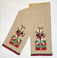 Linens N Things Christmas Table Runner 94X16 Inches Gold Metallic Holiday Candy