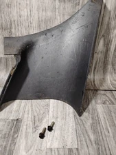 John Deere 14PZ 14PB 14SB 14SE 14SZ Lower Deck Discharge Chute Deflector M76489