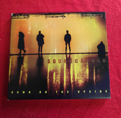 SOUNDGARDEN  DOWN ON THE UPSIDE     CD