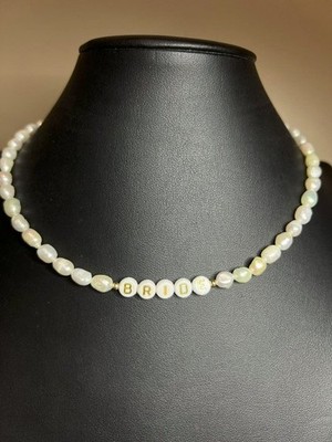 B4622 XO FETTI Freshwater Pearl Choker 16-18'' Adjustable BRIDE Letter Gold Tone