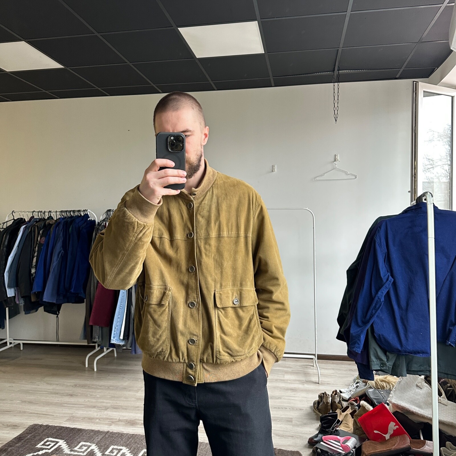 Picture 1 of 11