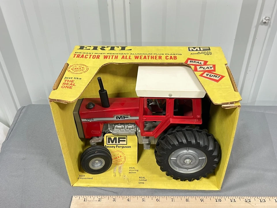 Massey Ferguson MF 1155 Tractor w Cab ERTL 1:16 Beautiful Box!!! Gray Rims - Image 2 of 4