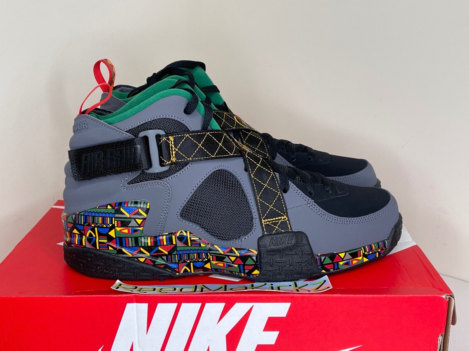 NIKE AIR RAID PEACE PACK URBAN JUNGLE BLACK/DARK GREY/PINE SNEAKERS ~ US  SIZE 7Y