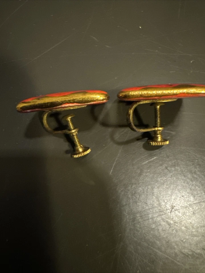 Pendientes de clip esmaltados vintage con forma de diamante dorado y rojo Foto 4 de 4