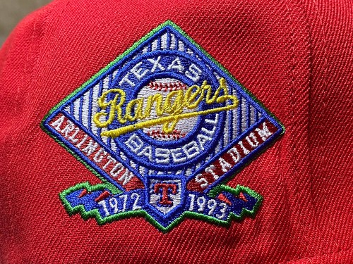 Texas Rangers Hat Club Candy Pack Red Gray UV Arlington Stadium 20 Years w/ Pin - Foto 7 di 10
