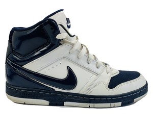 nike high tops 2010