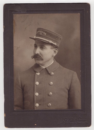 UNIFORMED FIREMAN : RIVERSIDE FIRE DEPARTMENT : READING, PA. : VINTAGE PHOTO