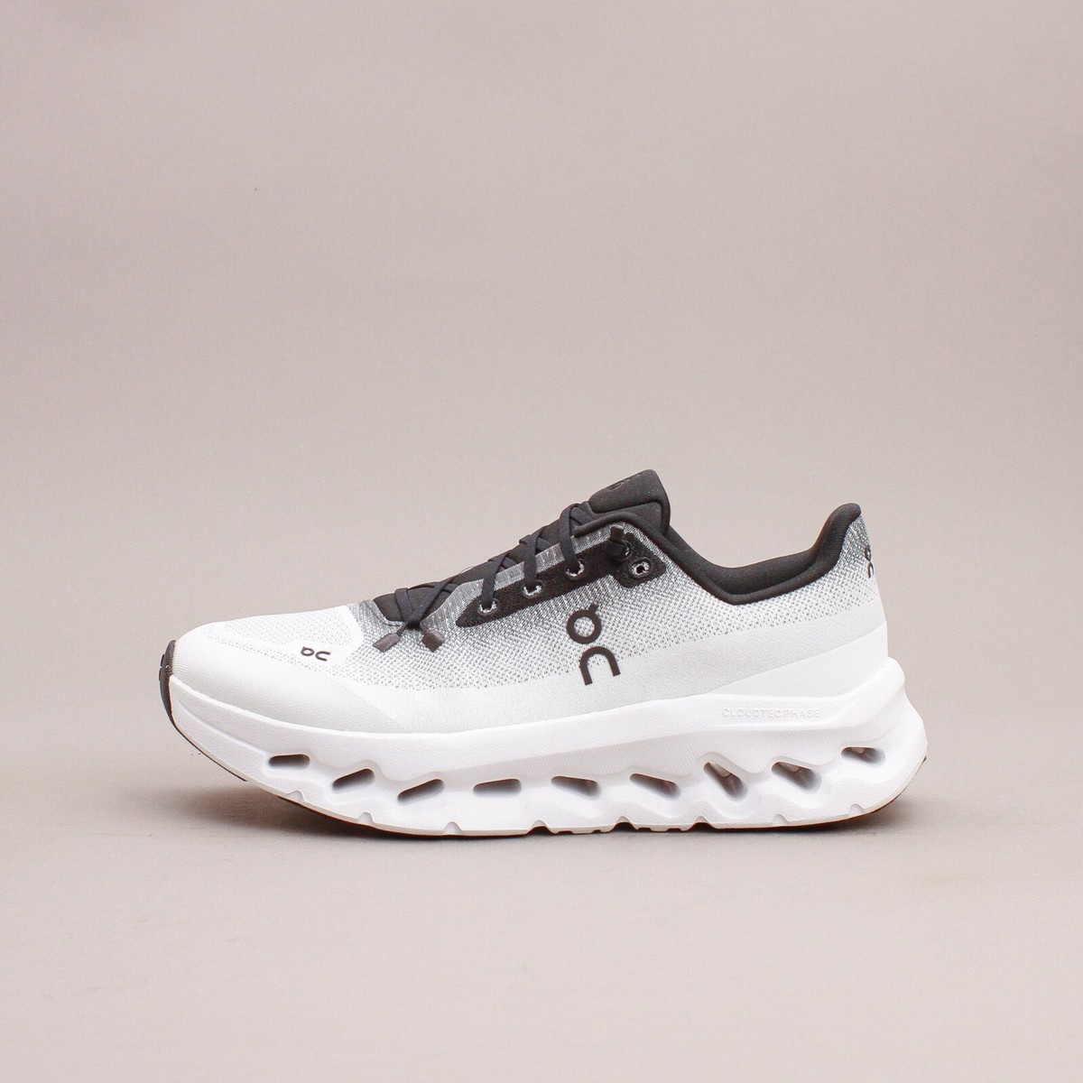 ON Cloudtilt Black Ivory Running Workout Gym New Women Shoes