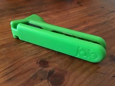New JOIE Garlic Press, GREEN, 6.5”