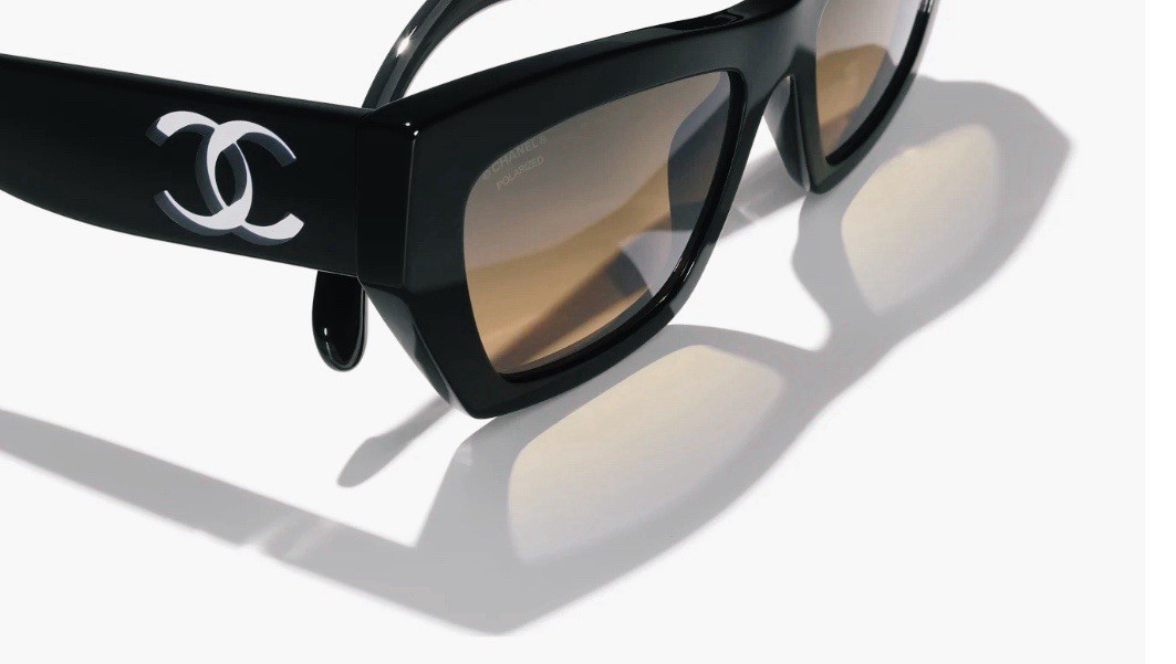 Chanel 5527 C501/W1 Black Frame Grey Brown Gradient Polarized Sunglasses
