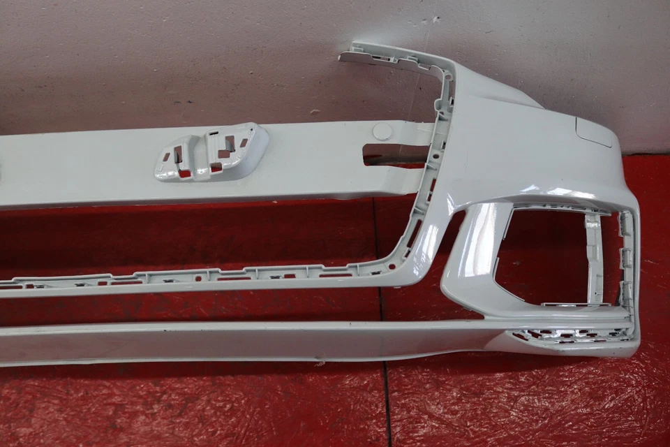 2019 2024 AUDI A6 QUATTRO FRONT BUMPER COVER WITH SENSOR HOLES Foto 3 de 4