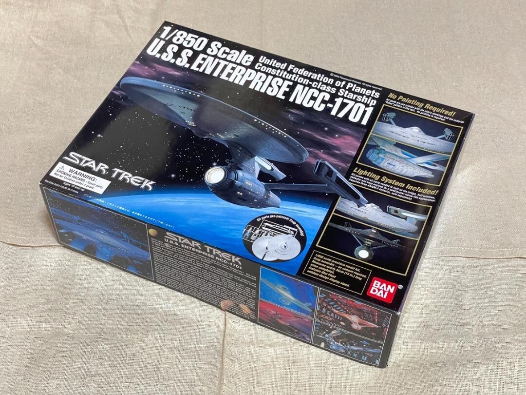 Star Trek U.S.S. Enterprise NCC-1701 1:850 1/850 Scale Star Trek U.S.S. Enterprise NCC-1701 1:850 1/850 Scale