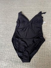 NWT Old Navy Women  s Black One Piece Swimsuit Size: XL