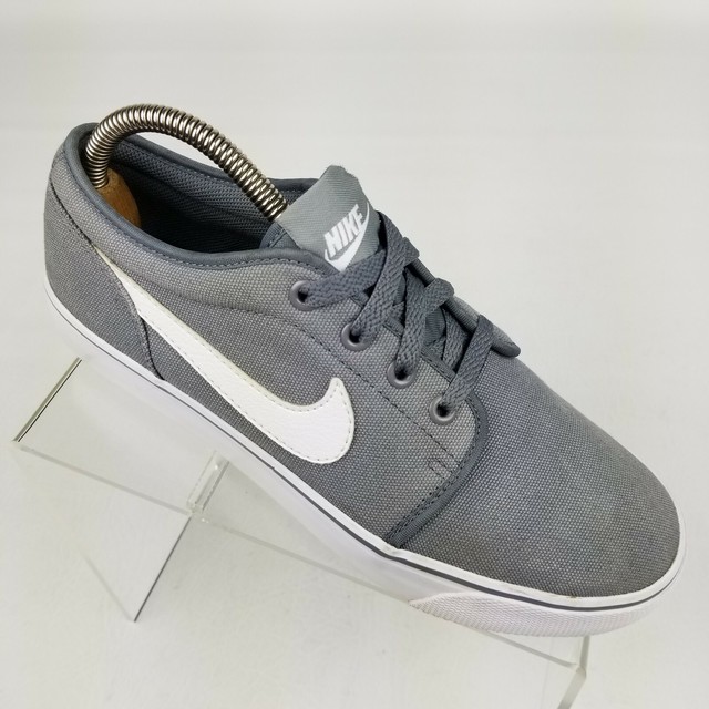nike toki low grey