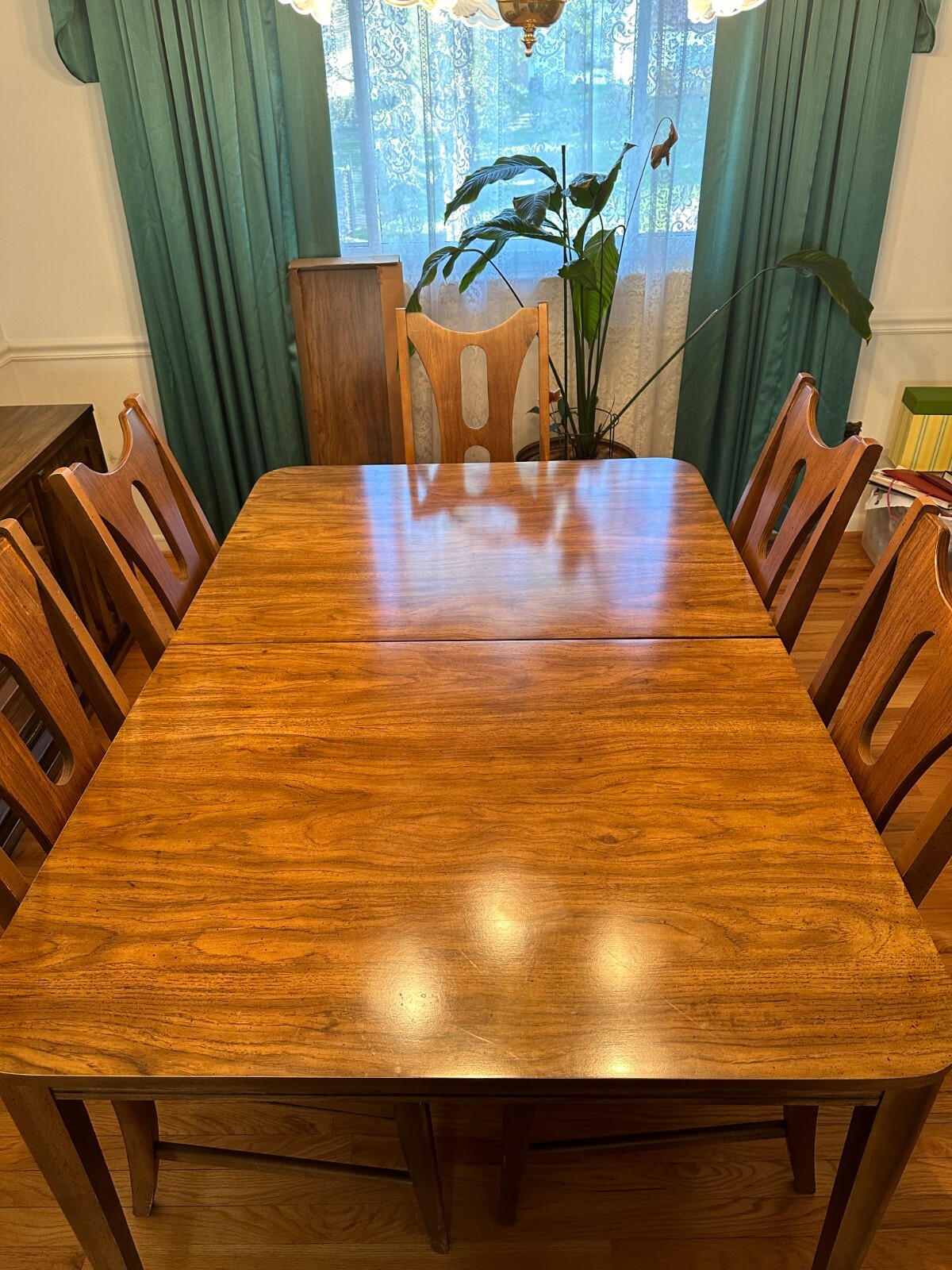 Bassett Dining Table and Chairs for 5 with Leaf eBay