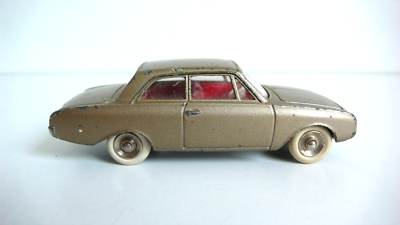 Dinky Toys – Ford Taunus 559 – Grise – Échelle 1/43 – Avec Boîte