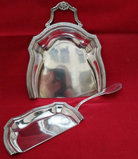 RAMASSE MIETTES Métal Argenté Orfèvre SF SAGLIER FRERES décor au godron coquille