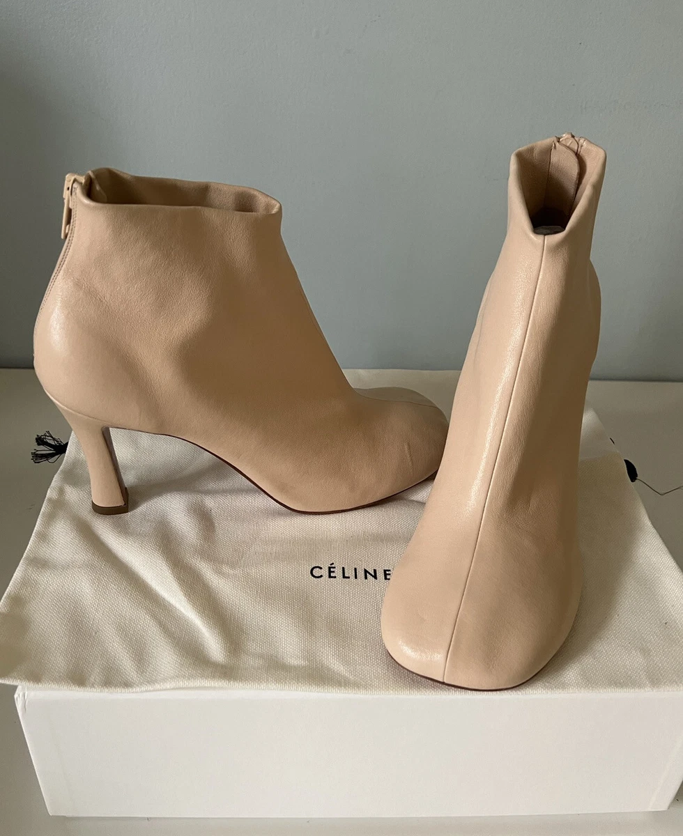 How To Shop And Find Old Celine By Phoebe Philo, According To