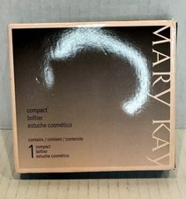 Mary Kay Compact  Unfilled  017362  4" x 3-3/4". New in Box