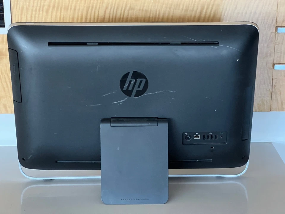 HP Pavilion 23 TouchSmart All-in-One PC AMD A6-5200 2GHz 8GB RAM - No HDD - READ - Image 3 of 4