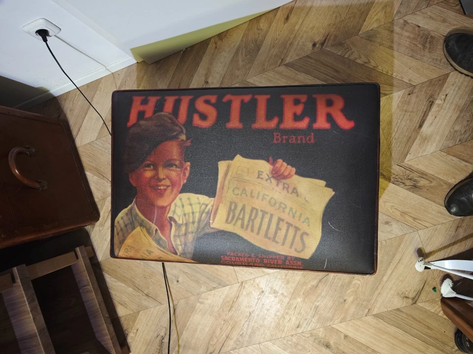 Sehr schöner Design Hocker von Kare, Vintage Design, neuwertig, nicht benutzt - Bild 2 von 2