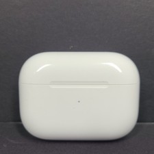 Apple AirPod Pro 2nd Generation Charging Case MagSafe LIGHTNING A2700 100 OEM