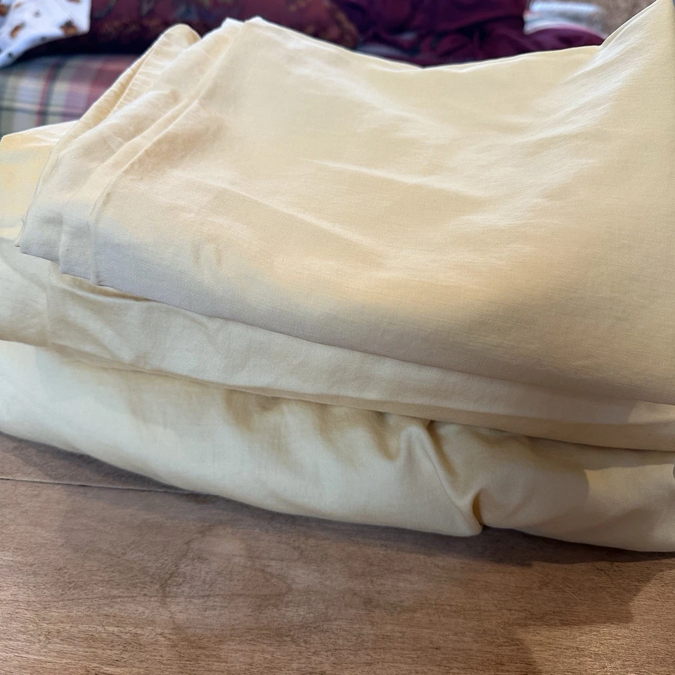 Lauren Ralph Lauren Yellow 100% Cotton Sheet Set Queen Size Classic 3 Pieces - Image 4 of 4