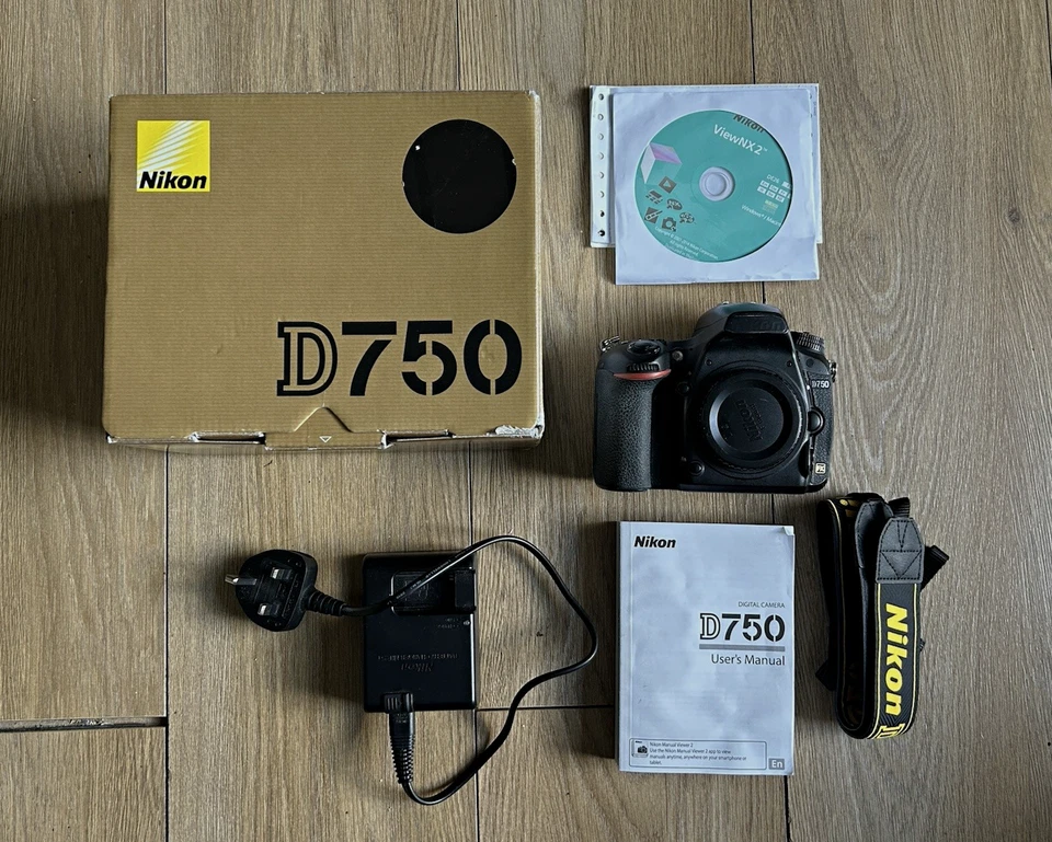 Nikon D750, photo 1 of 5