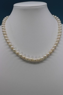 MACYS 18'' PEARL NECKLACE 7.5-8.5 MM PEARLS NEVER WORN WITH TAG