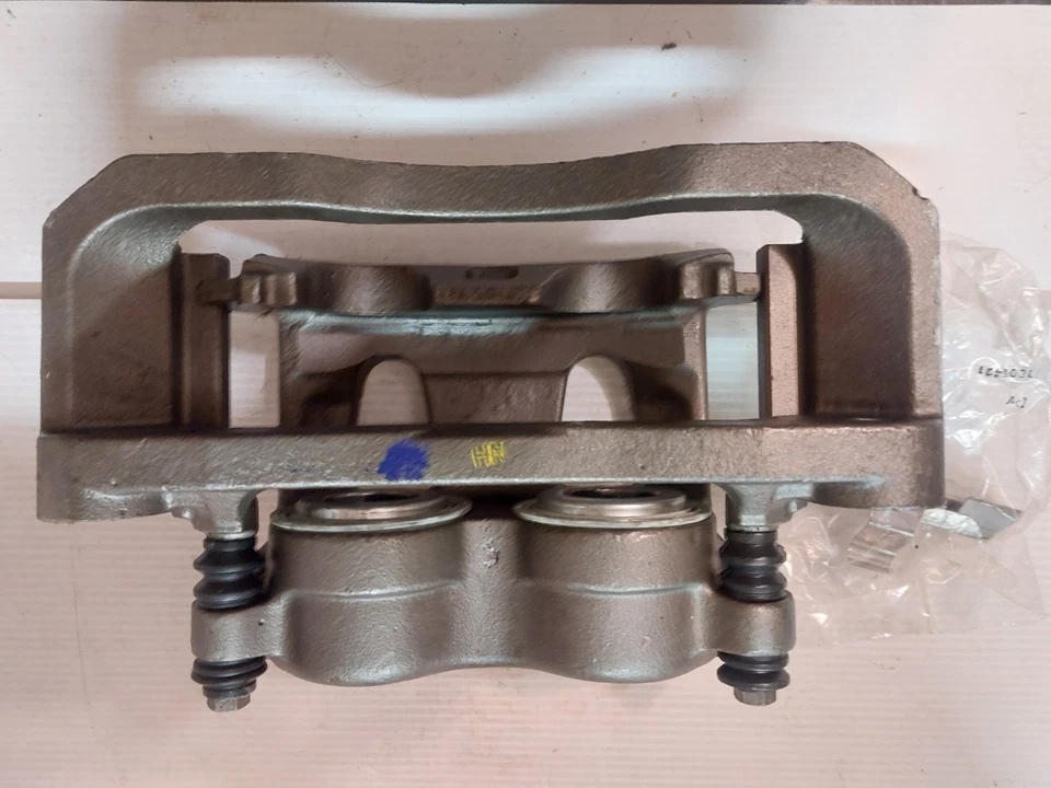 1995-2007 Ford E-SD E250/350/450 F250/350 Front Left Caliper FRC10522 Raybestos - Image 2 of 4