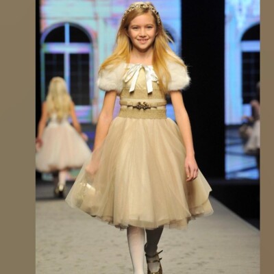 $1,100 Monnalisa Couture Abito Tullissimo Stretch Dress, Shawl; Small