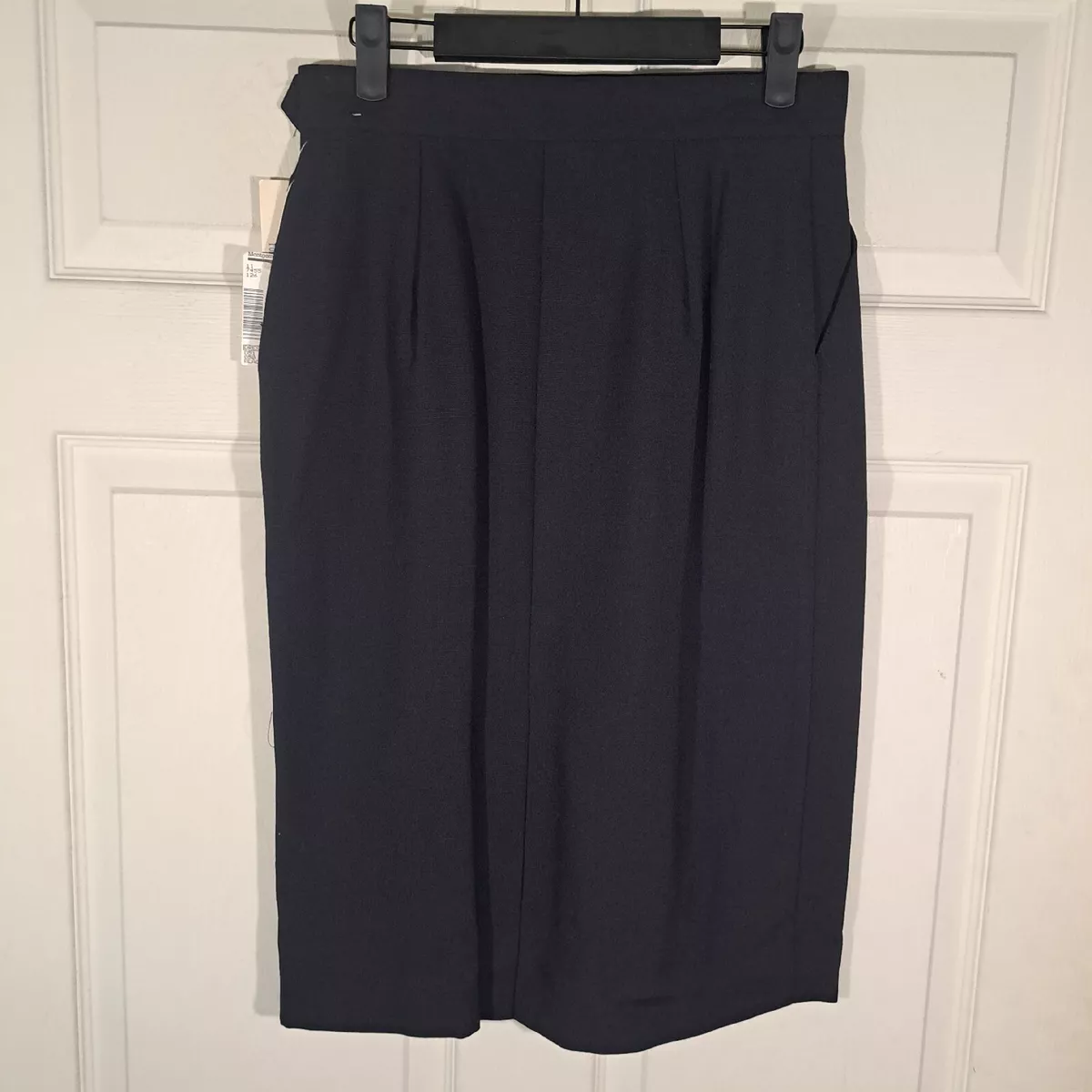 Black skirt with hot sale pockets size 16