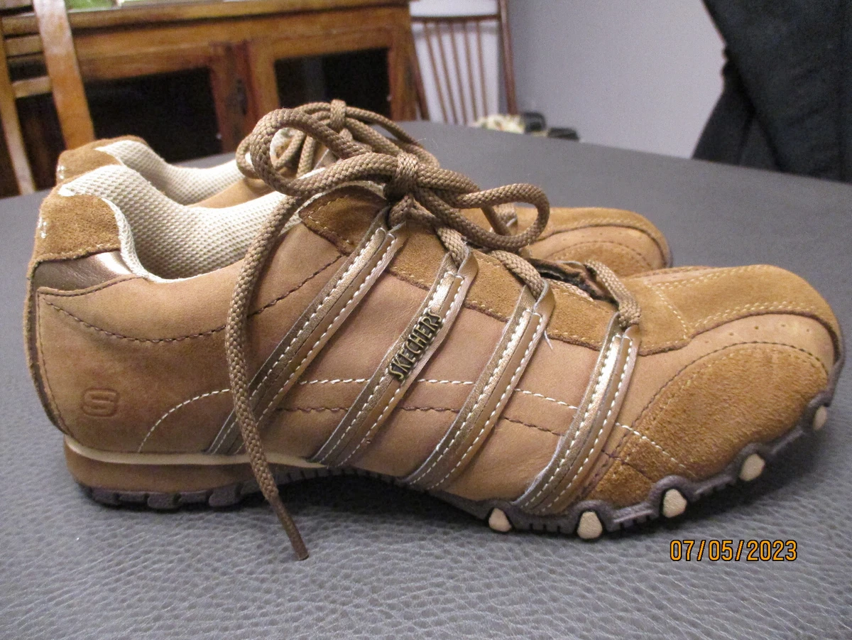 Sketchers Originals Bikers Shoes Women Size 7M Brown Suede