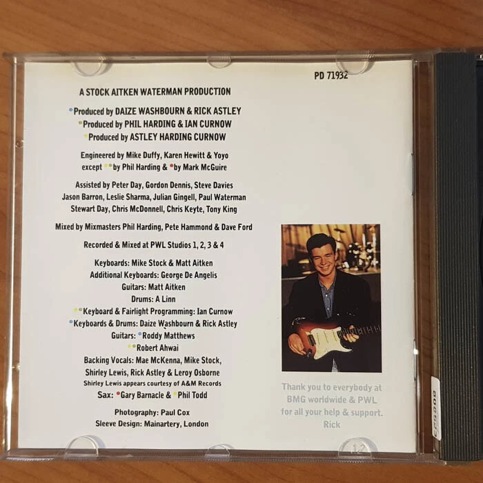 RICK ASTLEY Hold Me In Your Arms  EX/VG+(CD) - Bild 2 von 4