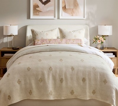 Natalie Embroidered Coverlet Flax/Neutral,Full/Queen