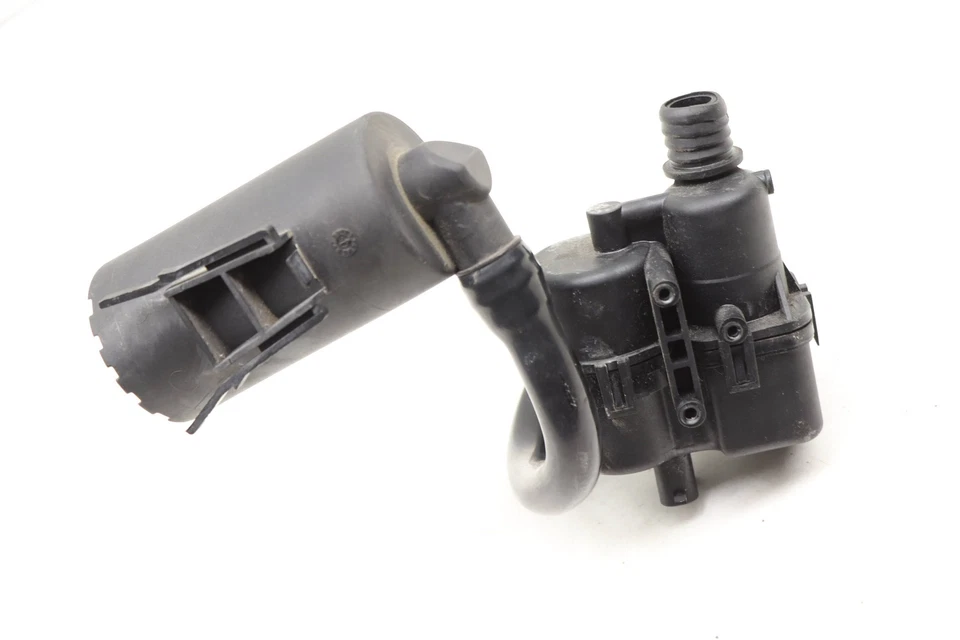 BMW 528I 2008-2011 - Bomba de detección de fugas / LDP 6752551 Foto 2 de 4