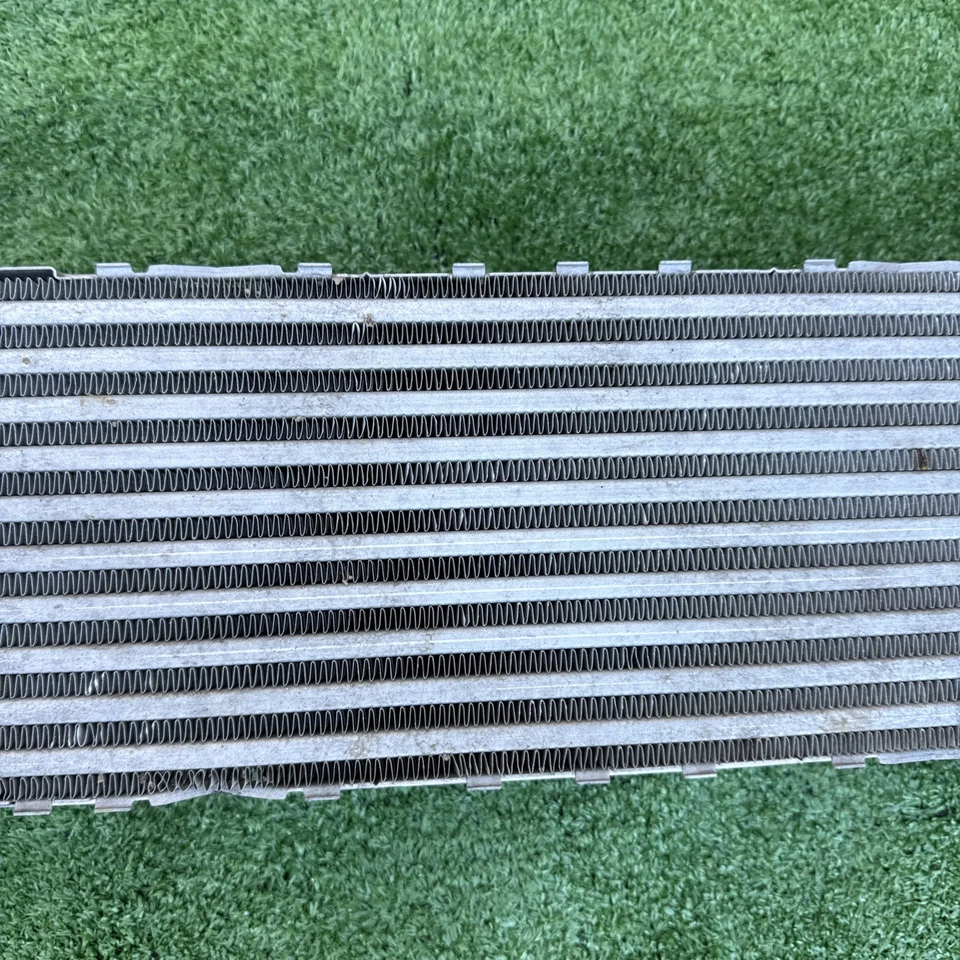 Intercooler turbo 2012-2016 BMW 528I 2.0L 7618768 - Imagem 3 de 4