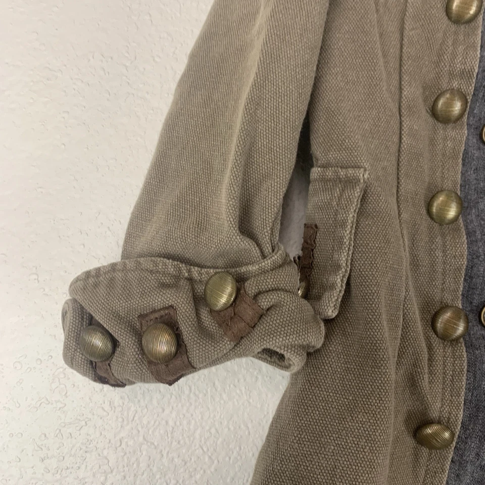 Jaqueta infantil fantasia Capitão Jack Sparrow Piratas do Caribe Disney Store XS - Imagem 2 de 4