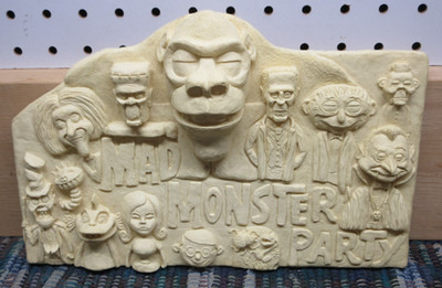 SUPER RARE CASTING -  MAD MONSTER PARTY -  PLAQUE 11'' X 7''- SOLID RESIN CASTING