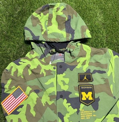 Men s Medium Michigan Wolverines Jordan Brand Salute Service Jacket  DQ2233-328